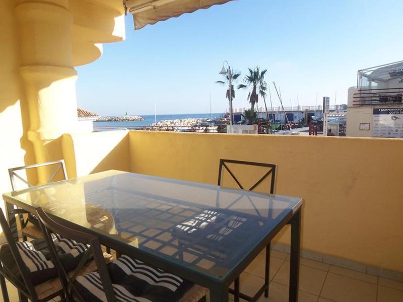 Frontline Marina Sea & Beach Views Benalmádena