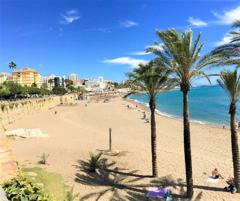 Frontline Marina Sea & Beach Views Apartment Benalmadena