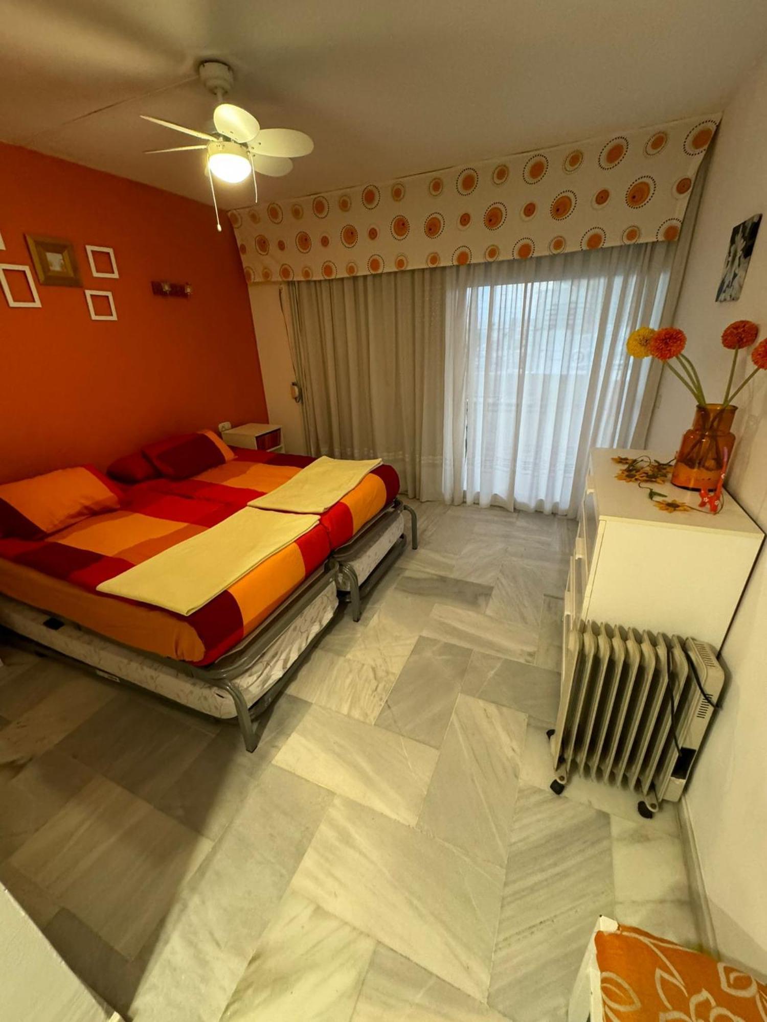 Frontline Marina Sea & Beach Views Apartment *